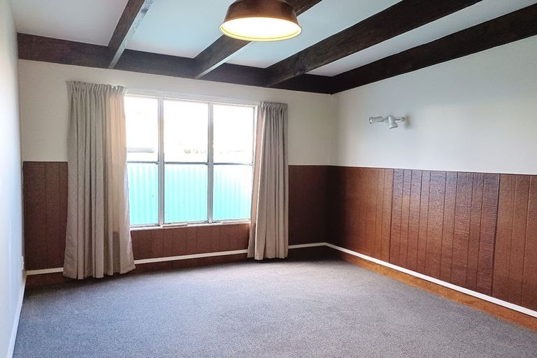 Photo of property in 94 Kauri Street, Miramar, Wellington, 6022