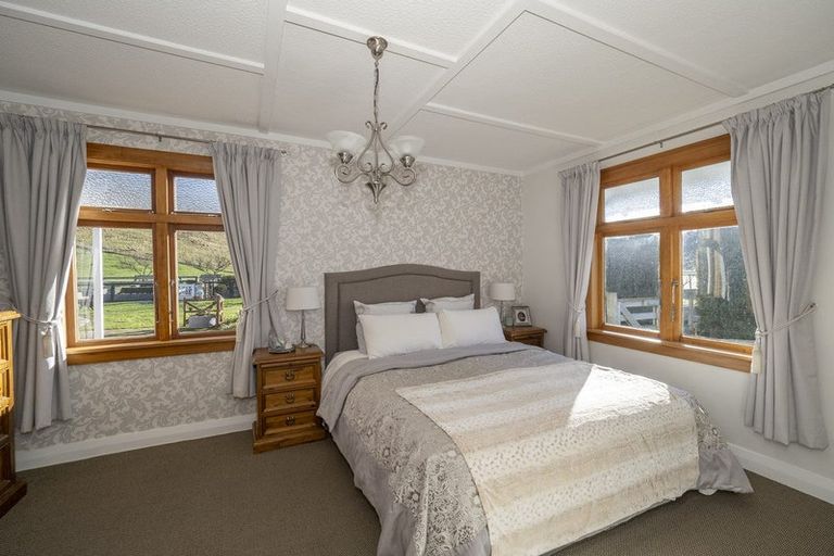 Photo of property in 973 Mstn-castlepoint Road, Tauweru, Masterton, 5889