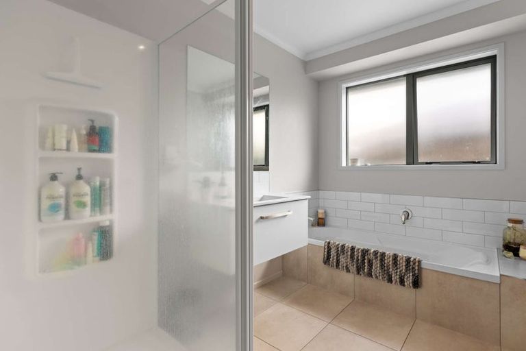 Photo of property in 5 Kuru Place, Papamoa, 3118