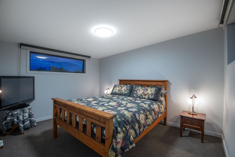 Photo of property in 1a Hoylake Street, Outram, 9019