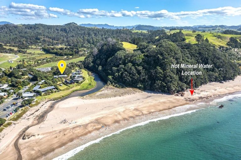 Photo of property in 7 Pye Place, Hot Water Beach, Whitianga, 3591