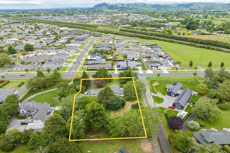 Photo of property in 206 Thornton Road, Cambridge, 3434