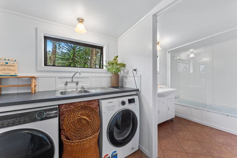 Photo of property in 78 Motutara Road, Muriwai, Waimauku, 0881