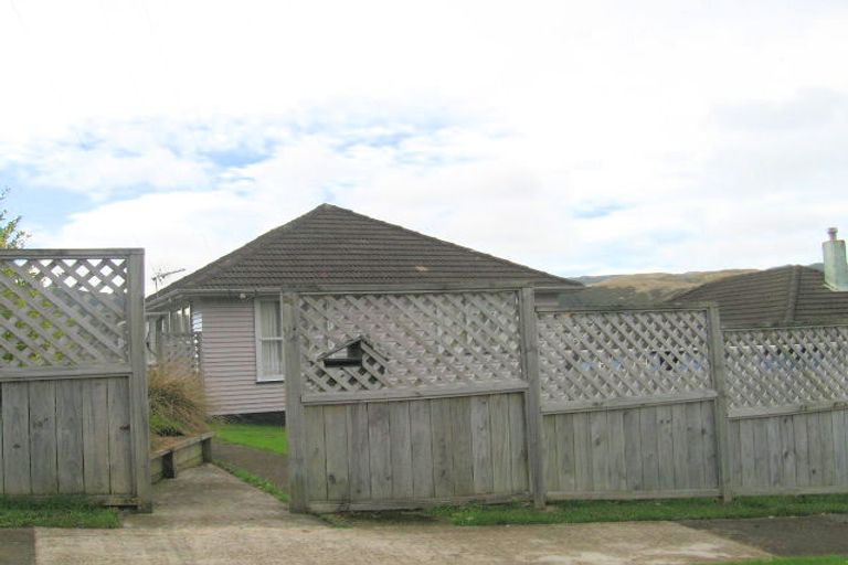 Photo of property in 23 Turkington Street, Tawa, Wellington, 5028