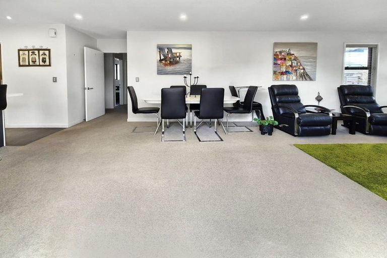 Photo of property in 10 Booth Way, Belfast, Christchurch, 8051