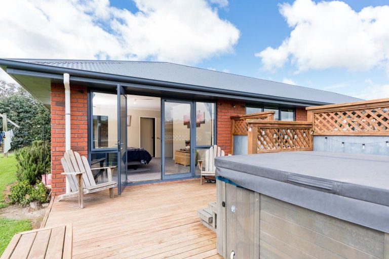 Photo of property in 185 Centre Road, Momona, Outram, 9073