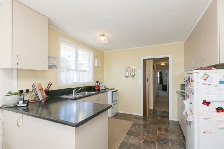 Photo of property in 28a High Street East, Waitara, 4320