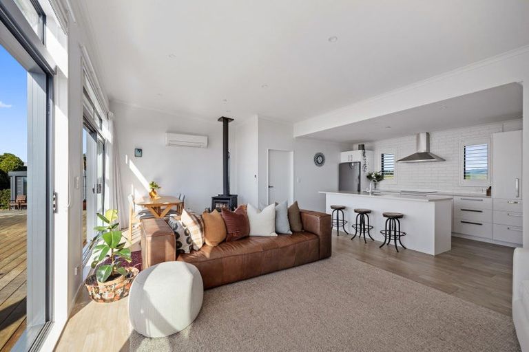 Photo of property in 37 Rochdale Road, Riversdale Beach, Masterton, 5872