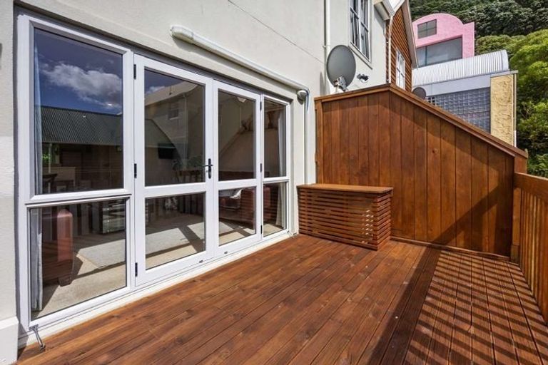 Photo of property in 12/5 Malcolm Lane, Thorndon, Wellington, 6011