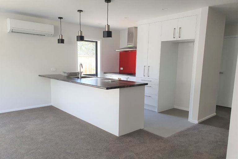 Photo of property in 3/1 Sutherland Avenue, Silverstream, Upper Hutt, 5019