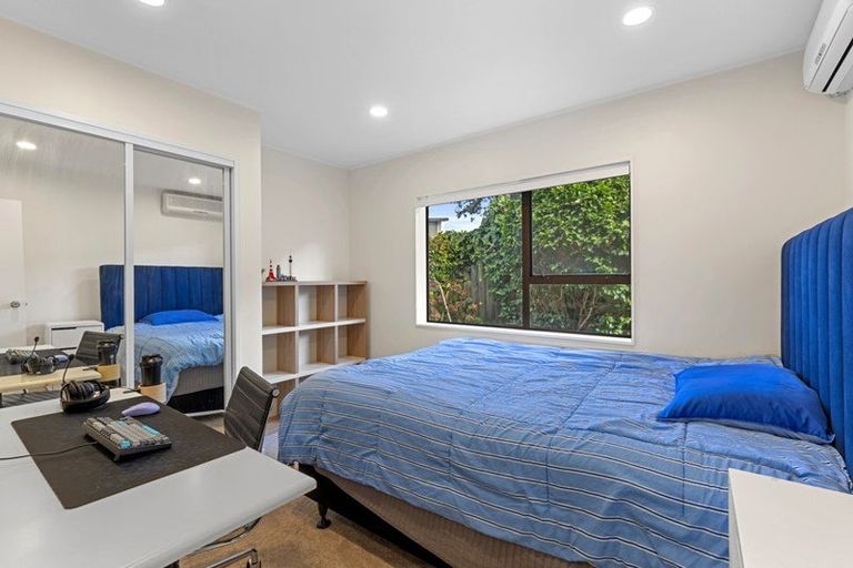 Photo of property in 2/11 Gordon Avenue, Forrest Hill, Auckland, 0620