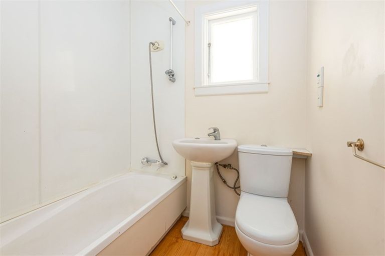 Photo of property in 126 Jeffreys Road, Strowan, Christchurch, 8052