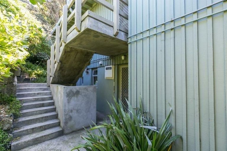 Photo of property in 130b Evans Bay Parade, Roseneath, Wellington, 6021