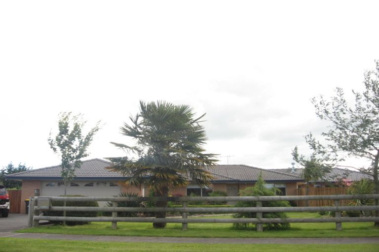 Photo of property in 2 De La Mare Drive, Leamington, Cambridge, 3432