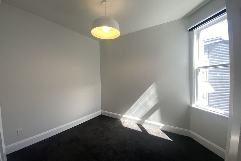Photo of property in 23 Elizabeth Street, Mount Victoria, Wellington, 6011