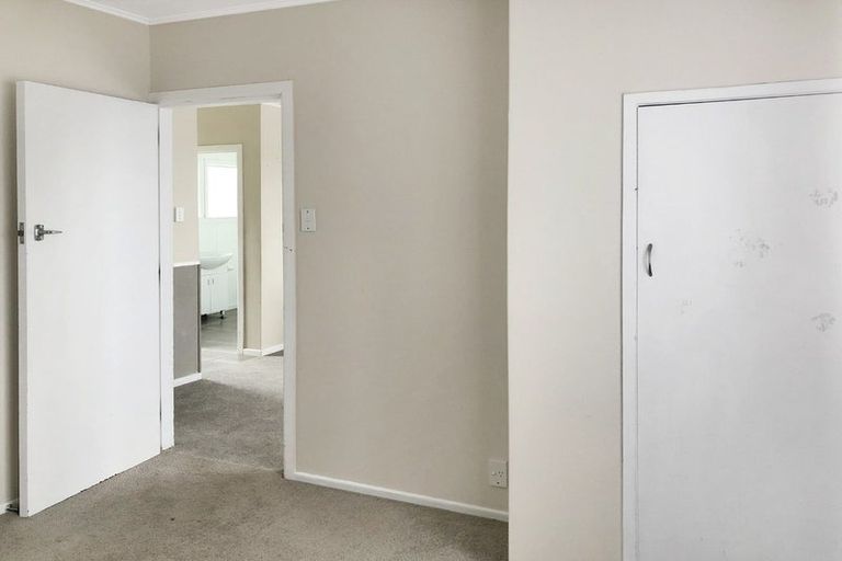 Photo of property in 46 Rangiora Street, Castlecliff, Wanganui, 4501