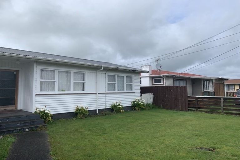 Photo of property in 6 Bartholomew Road, Levin, 5510