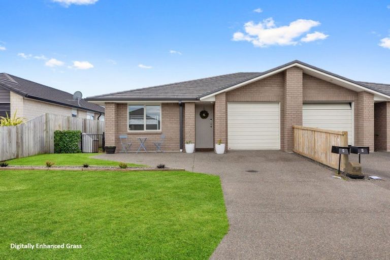 Photo of property in 8 Naeo Close, Papamoa Beach, Papamoa, 3118