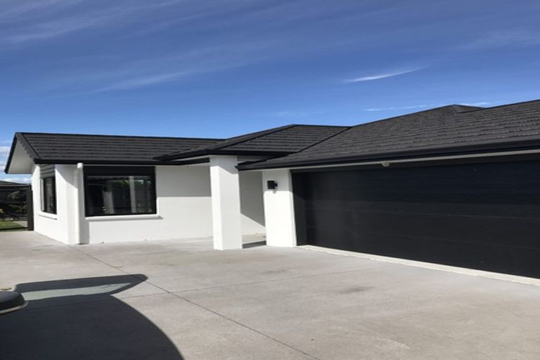 Photo of property in 15 Bree Place, Flagstaff, Hamilton, 3210