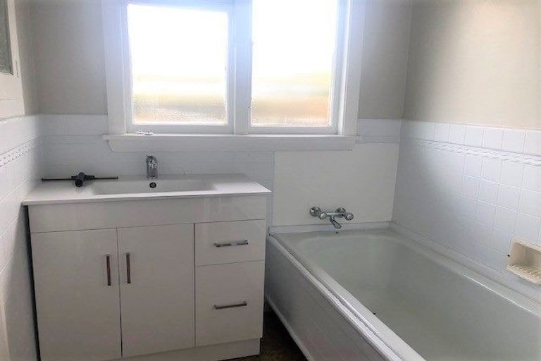 Photo of property in 224 Knowles Street, St Albans, Christchurch, 8052