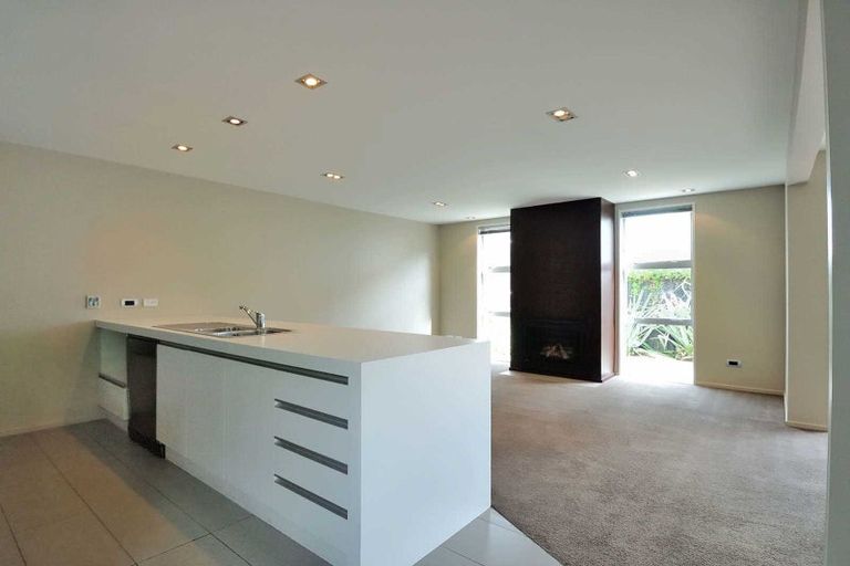 Photo of property in 77 Bishop Street, St Albans, Christchurch, 8014