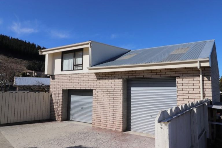 Photo of property in 55 Hazlett Street, Clyde, 9330