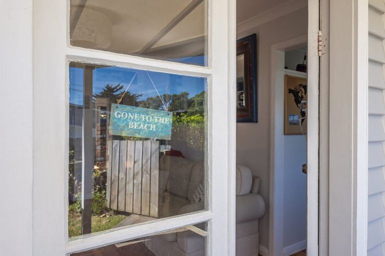 Photo of property in 10 Rosetta Road, Raumati South, Paraparaumu, 5032