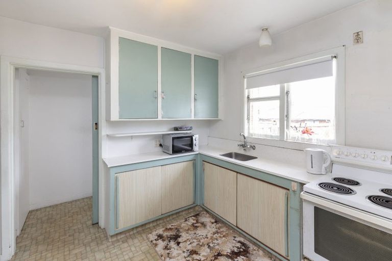 Photo of property in 30 Cuffs Road, Wainoni, Christchurch, 8061