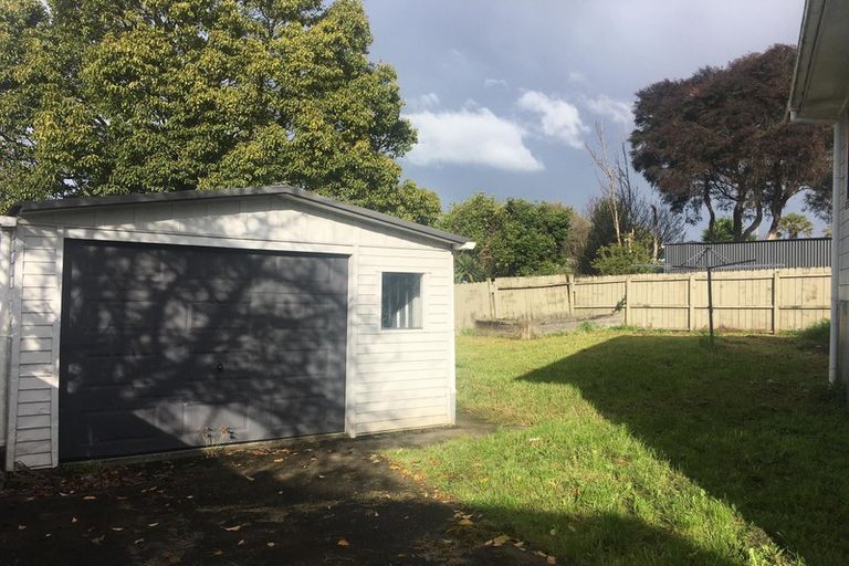 Photo of property in 91 Hyperion Drive, Randwick Park, Auckland, 2105