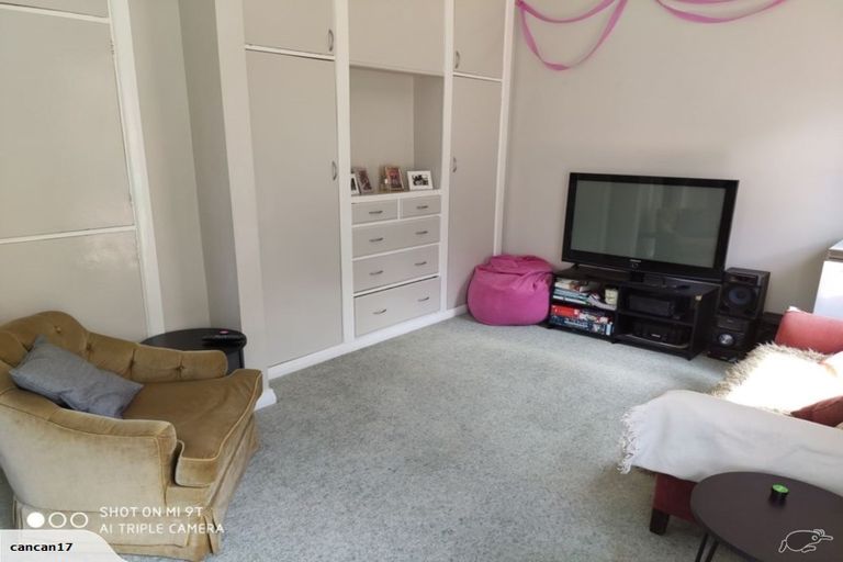 Photo of property in 50 Te Wharepouri Street, Berhampore, Wellington, 6023