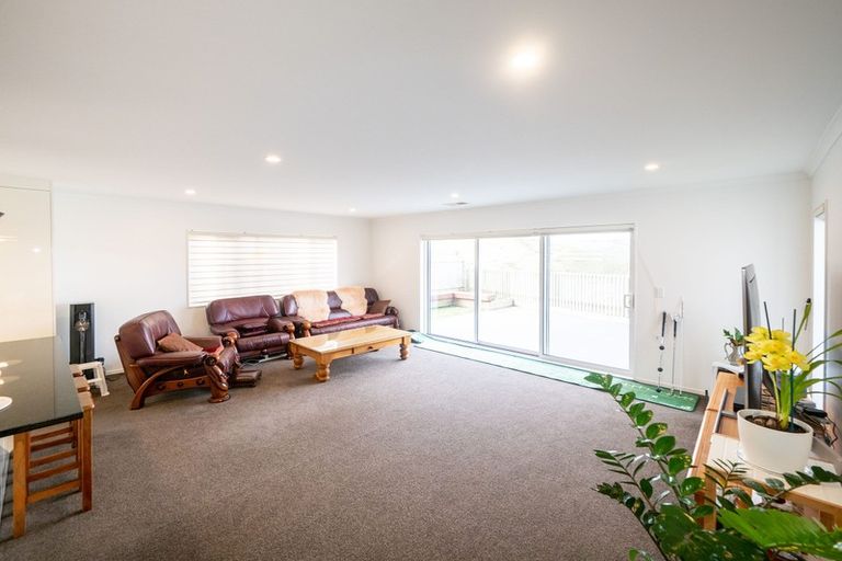 Photo of property in 67 Mauldeth Terrace, Churton Park, Wellington, 6037