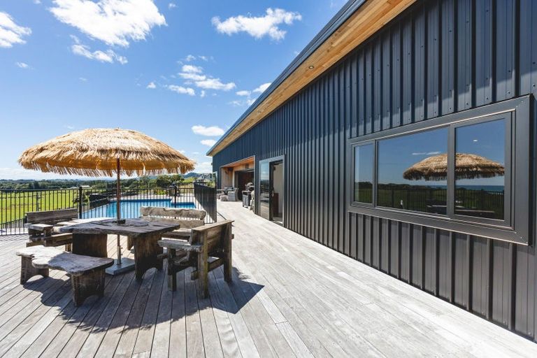 Photo of property in 574 Mokau Road, Mimi, Urenui, 4377