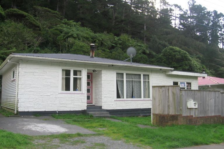 Photo of property in 64 Sunny Grove, Wainuiomata, Lower Hutt, 5014