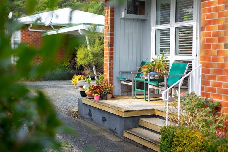 Photo of property in 3/260 Muritai Road, Eastbourne, Lower Hutt, 5013