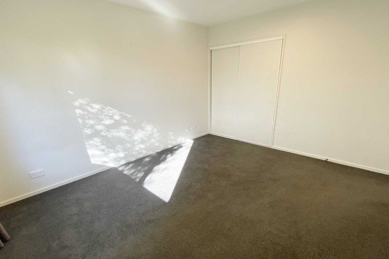 Photo of property in 2 Longmuir Street, Ilam, Christchurch, 8041