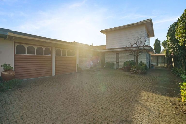Photo of property in 9b Robertson Street, Glenholme, Rotorua, 3010