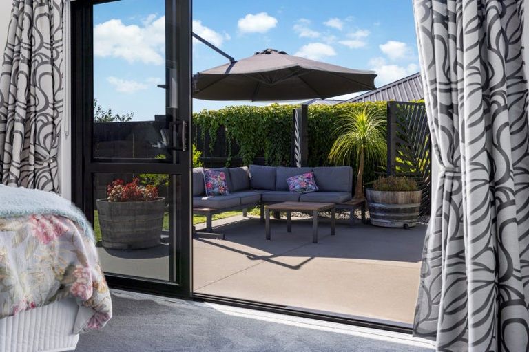 Photo of property in 65 Puhirake Crescent, Pyes Pa, Tauranga, 3112