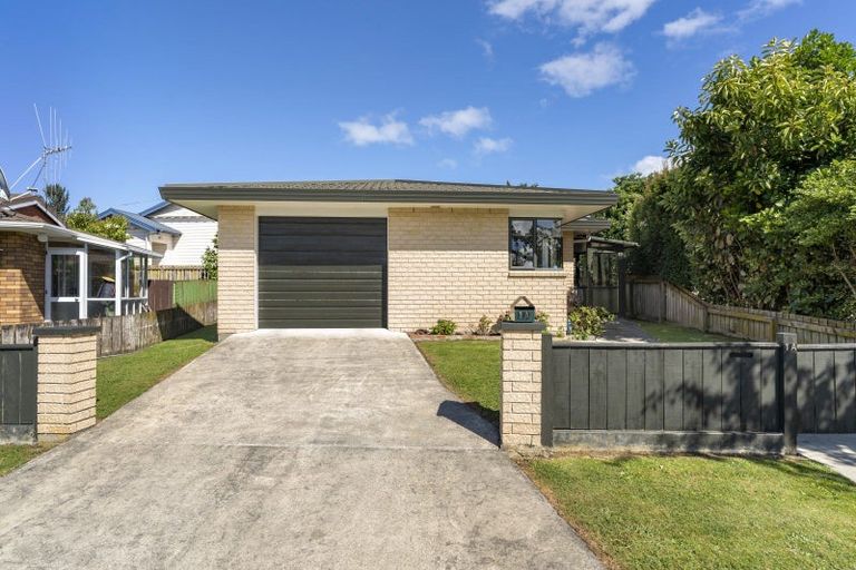 Photo of property in 1a Alexander Place, Otaki, 5512