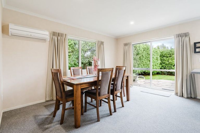 Photo of property in 4 Mckenzie Place, Rototuna North, Hamilton, 3210