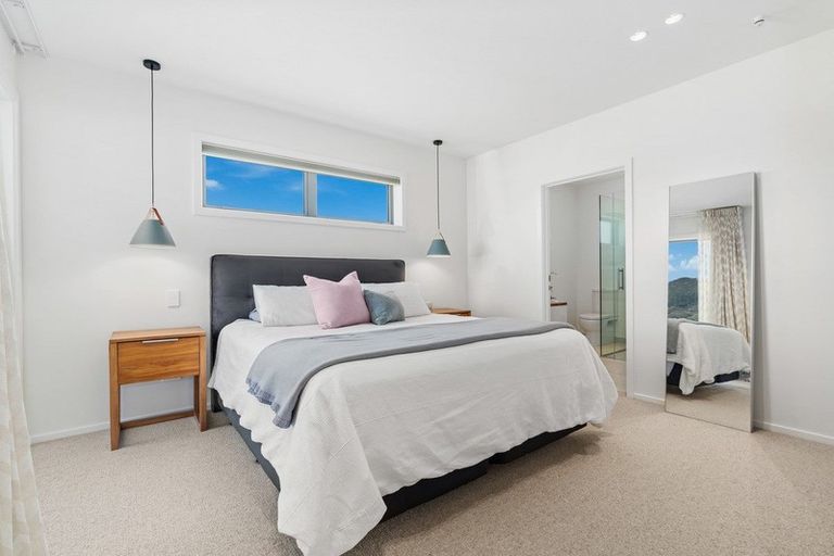 Photo of property in 44 Farrant Drive, Wanaka, 9305