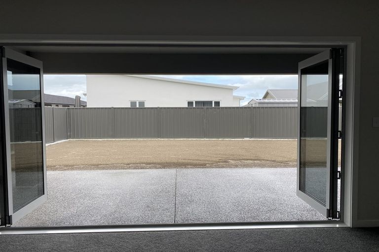 Photo of property in 14 Monowai Street, Poraiti, Napier, 4112