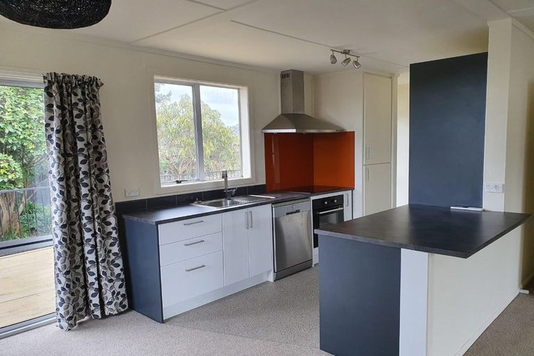 Photo of property in 40 Thomas Crescent, Western Heights, Rotorua, 3015