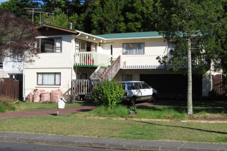 Photo of property in 24 Awaruku Road, Torbay, Auckland, 0630