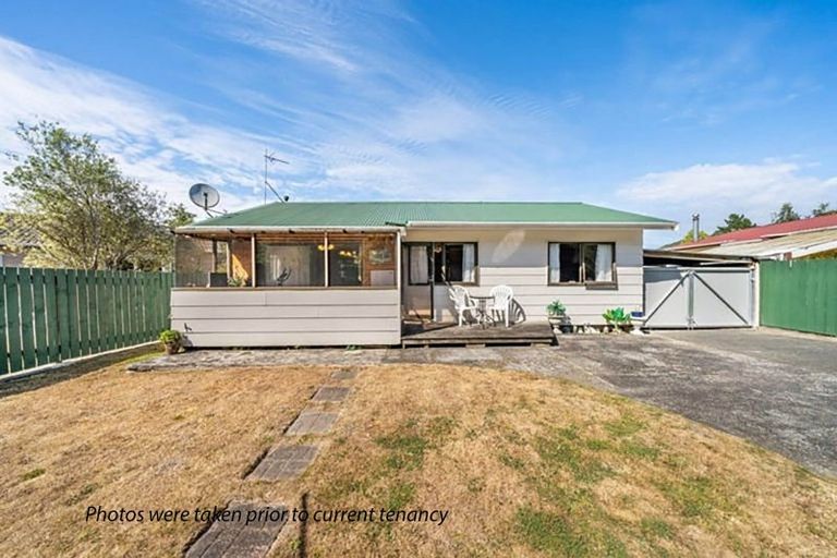 Photo of property in 6 Edmund Lomas Grove, Birchville, Upper Hutt, 5018