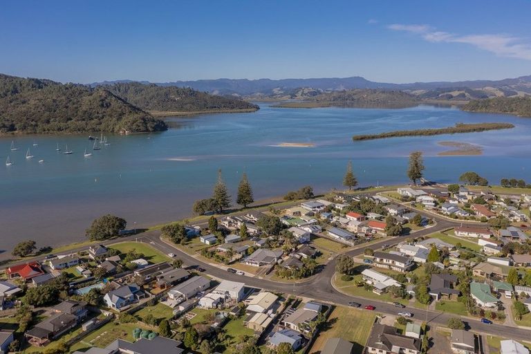 Photo of property in 3b Sarah Avenue, Whitianga, 3510