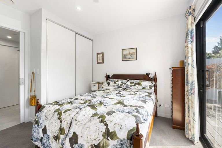 Photo of property in Frank Sargeson Apts, 4/80g Anzac Street, Takapuna, Auckland, 0622