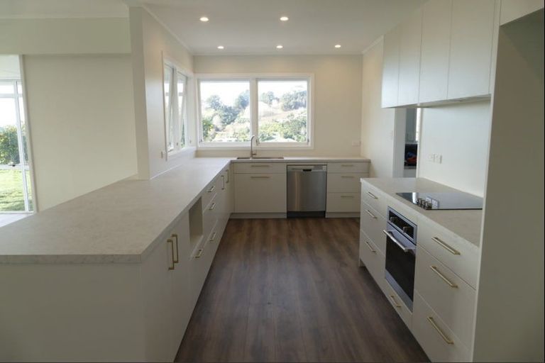 Photo of property in 225 Durham Drive, Havelock North, 4130