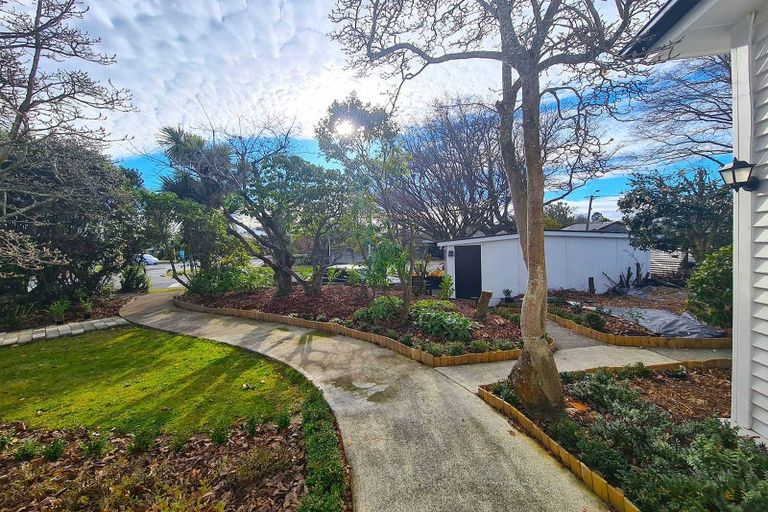 Photo of property in 2 Poulton Avenue, Richmond, Christchurch, 8013