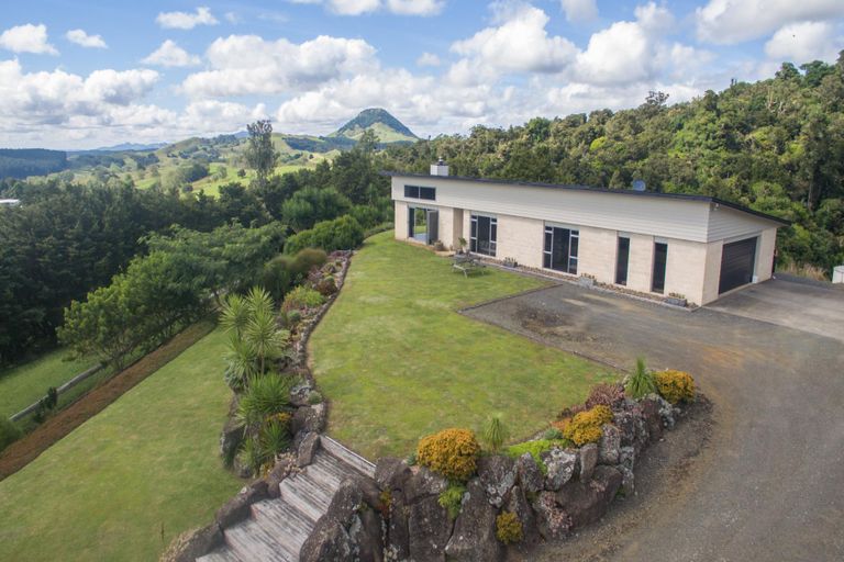 Photo of property in 346 Kirikopuni Road, Parakao, Whangarei, 0172