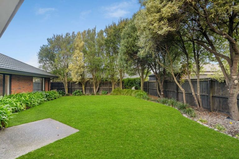Photo of property in 17 Empress Place, Halswell, Christchurch, 8025